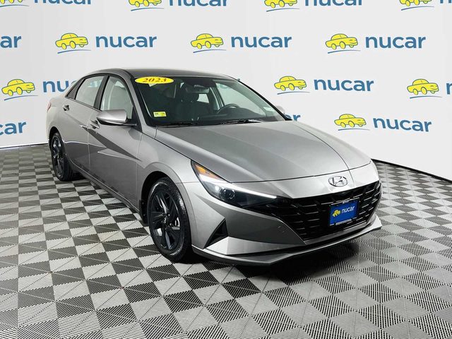 2023 Hyundai Elantra SEL FWD photo