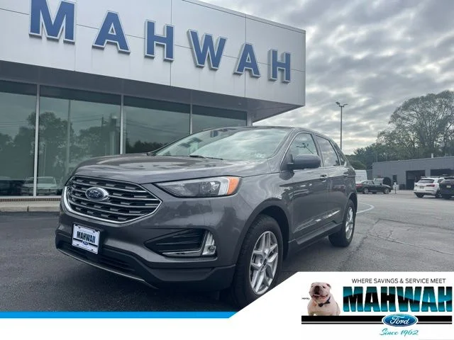 2022 Ford Edge SEL AWD photo