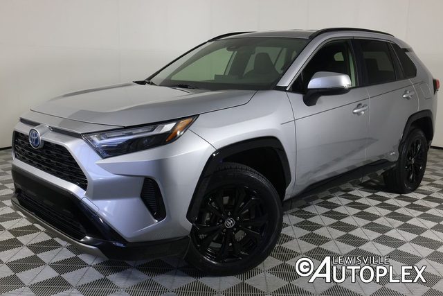 2022 Toyota RAV4 Hybrid SE AWD photo
