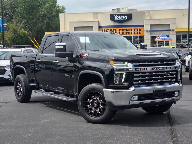 2022 Chevrolet Silverado 3500HD LTZ 4WD photo