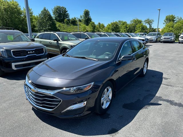 2022 Chevrolet Malibu LS FWD photo