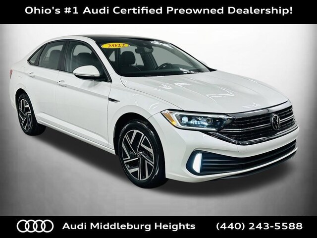 2022 Volkswagen Jetta SEL FWD photo