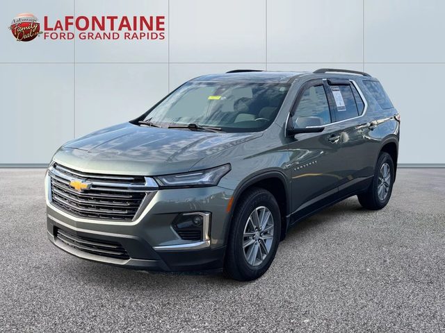 2023 Chevrolet Traverse LT Cloth AWD photo