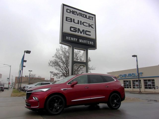 2023 Buick Enclave Essence AWD photo
