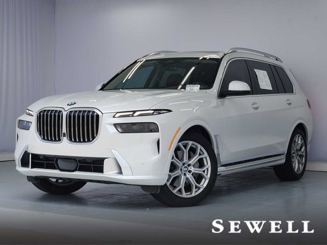 2023 BMW X7 xDrive40i AWD photo