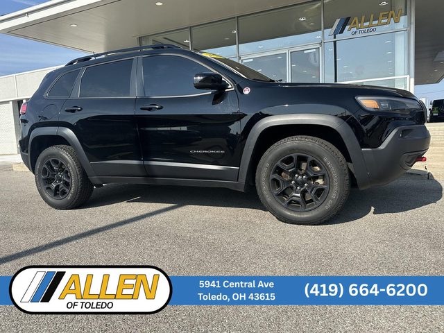 2022 Jeep Cherokee Trailhawk 4WD photo