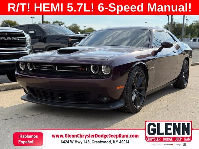 2022 Dodge Challenger R/T RWD photo