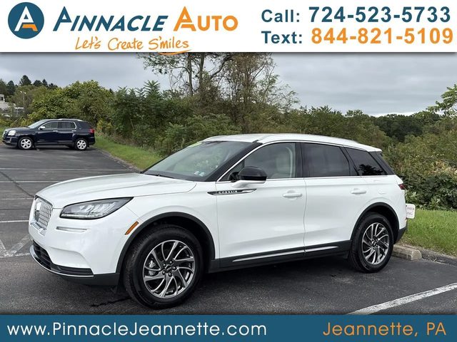 2022 Lincoln Corsair Standard AWD photo