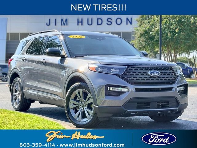 2022 Ford Explorer XLT 4WD photo