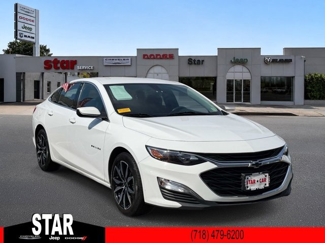 2022 Chevrolet Malibu RS FWD photo
