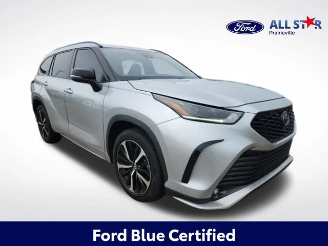 2022 Toyota Highlander XSE FWD photo