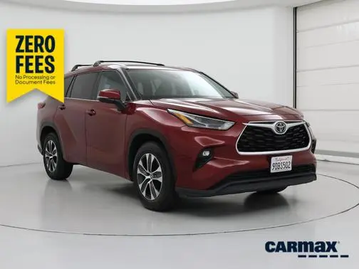 2022 Toyota Highlander XLE FWD photo
