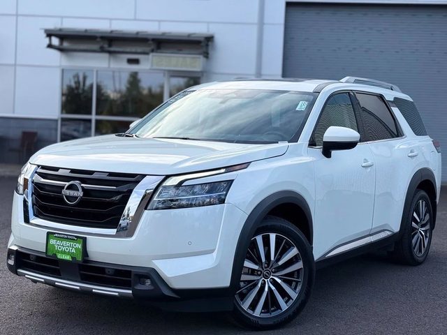 2022 Nissan Pathfinder Platinum 4WD photo