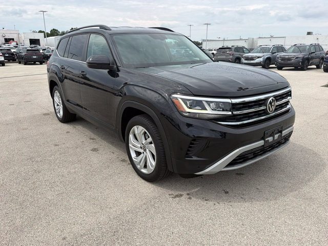 2023 Volkswagen Atlas 3.6L V6 SE w/Technology AWD photo