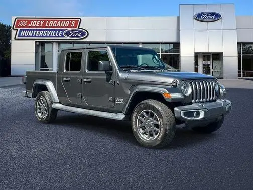 2022 Jeep Gladiator Overland 4WD photo