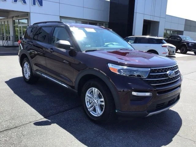 2022 Ford Explorer XLT 4WD photo