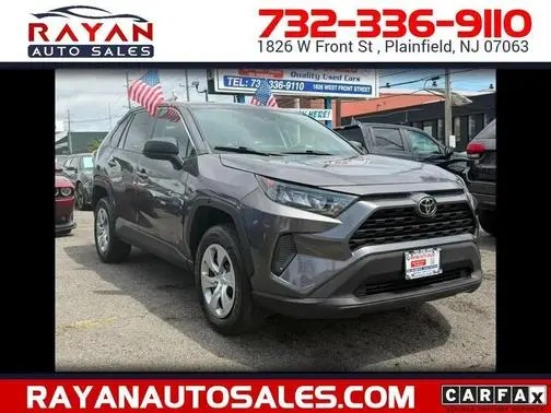 2022 Toyota RAV4 LE AWD photo