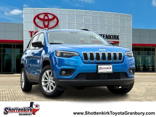 2022 Jeep Cherokee Latitude Lux 4WD photo