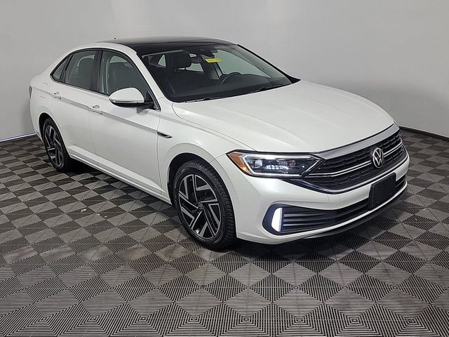 2022 Volkswagen Jetta SEL FWD photo