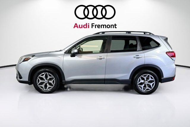 2022 Subaru Forester Premium AWD photo
