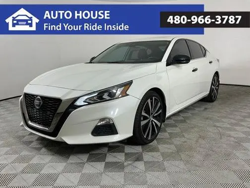 2022 Nissan Altima 2.0 SR FWD photo