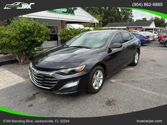 2022 Chevrolet Malibu LS FWD photo