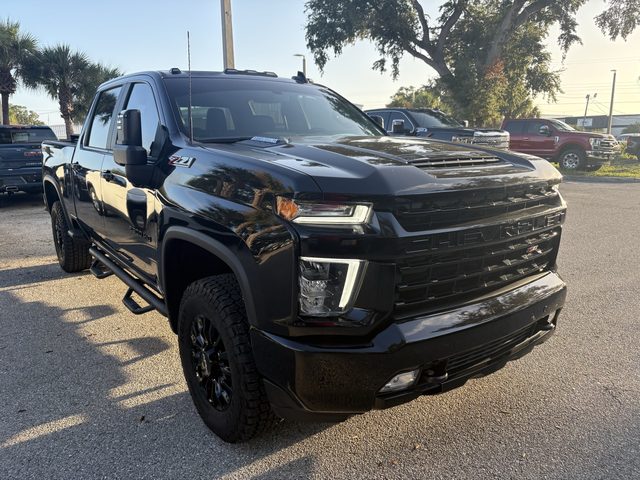 2022 Chevrolet Silverado 2500HD LTZ 4WD photo
