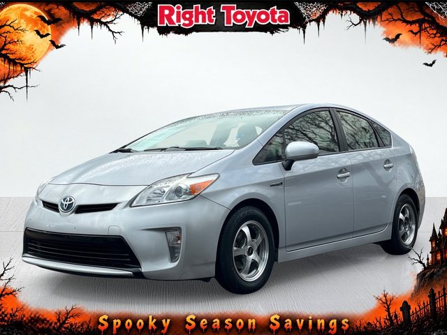 2015 Toyota Prius Four FWD photo