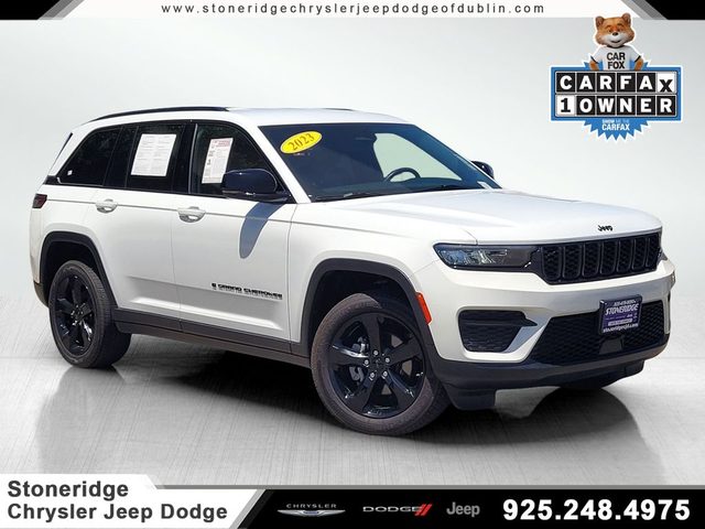 2023 Jeep Grand Cherokee Altitude 4WD photo