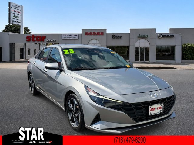 2023 Hyundai Elantra SEL FWD photo