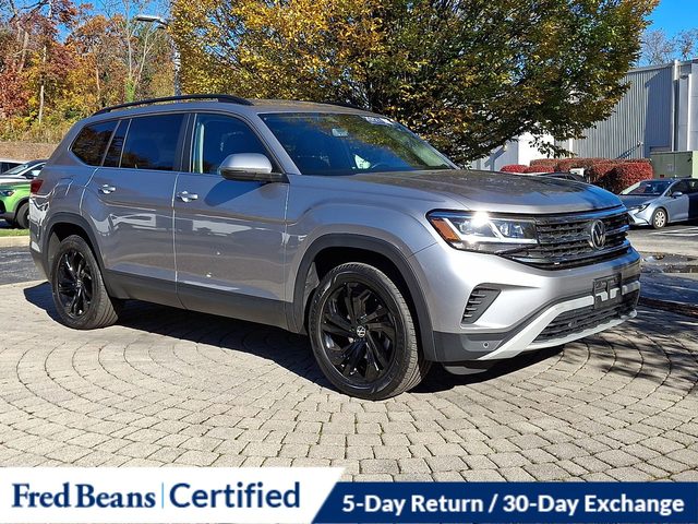 2022 Volkswagen Atlas 2.0T SE w/Technology AWD photo