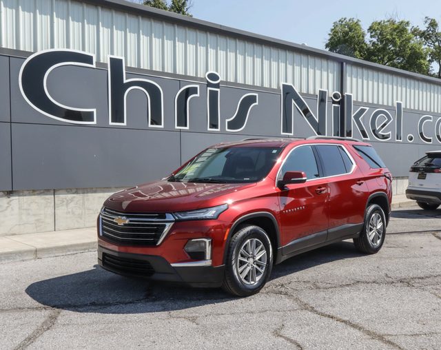 2023 Chevrolet Traverse LT Cloth FWD photo