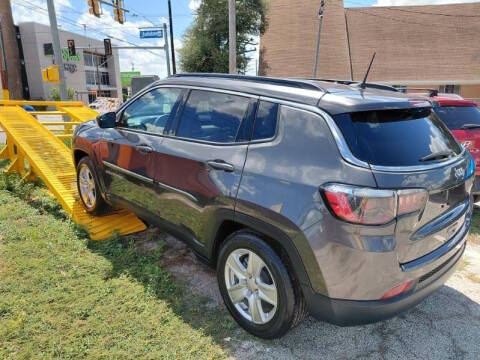 2022 Jeep Compass Latitude FWD photo