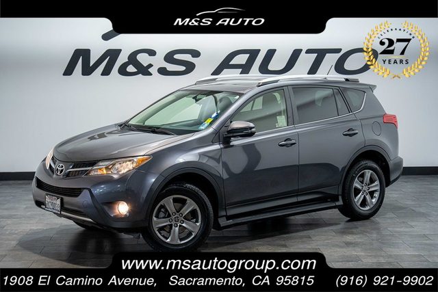 2015 Toyota RAV4 XLE AWD photo