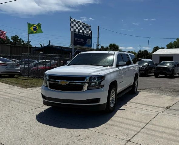 2020 Chevrolet Suburban LT RWD photo