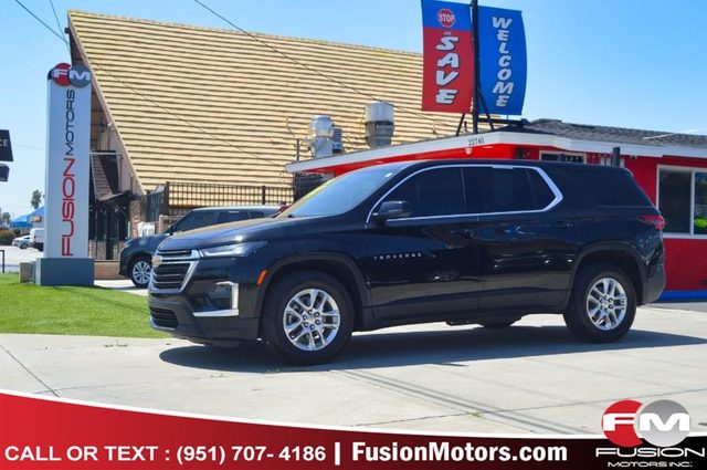 2023 Chevrolet Traverse LS FWD photo