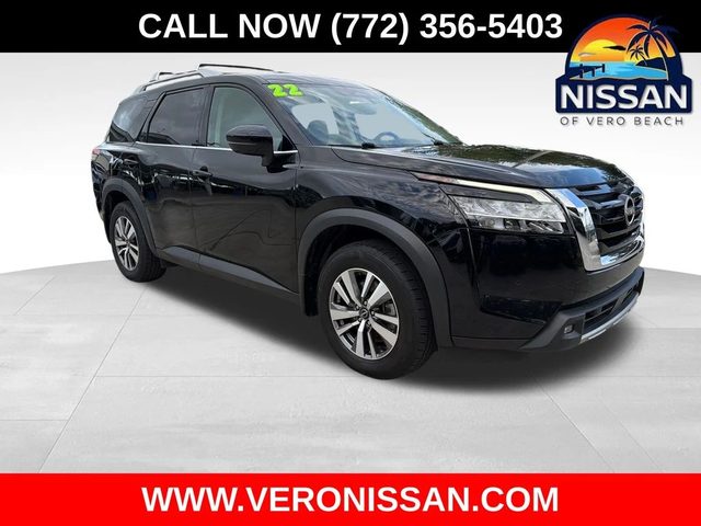 2022 Nissan Pathfinder SL FWD photo
