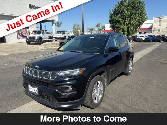 2022 Jeep Compass Latitude FWD photo