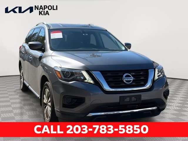 2019 Nissan Pathfinder S 4WD photo
