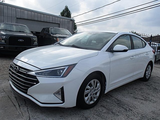 2019 Hyundai Elantra SE FWD photo