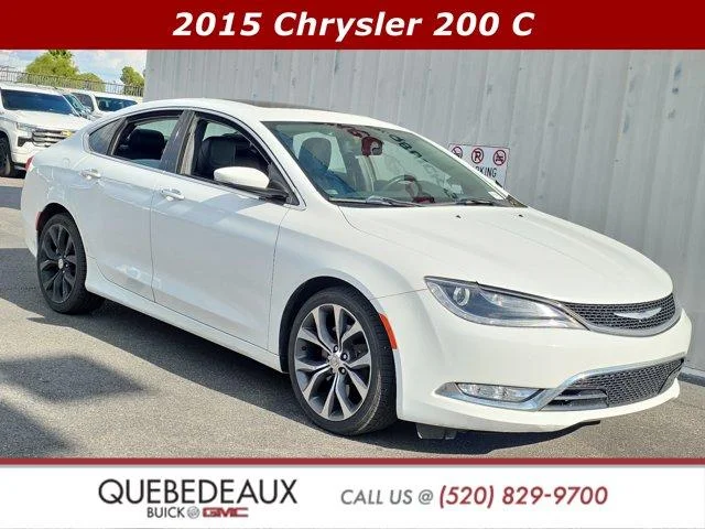 2015 Chrysler 200 C AWD photo