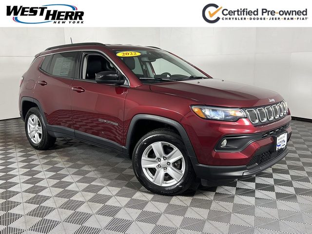 2022 Jeep Compass Latitude 4WD photo