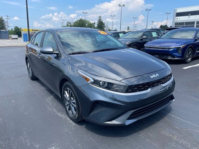 2023 Kia Forte LXS FWD photo