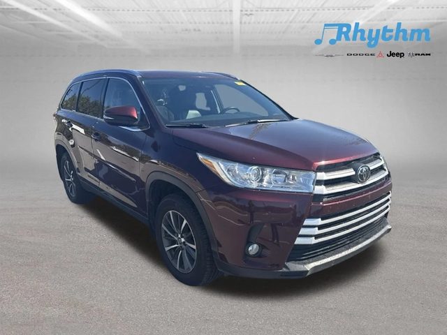 2019 Toyota Highlander XLE AWD photo