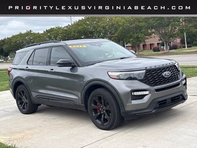 2022 Ford Explorer ST 4WD photo