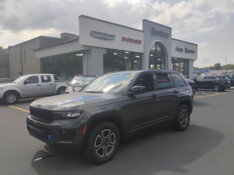 2022 Jeep Grand Cherokee Trailhawk 4WD photo