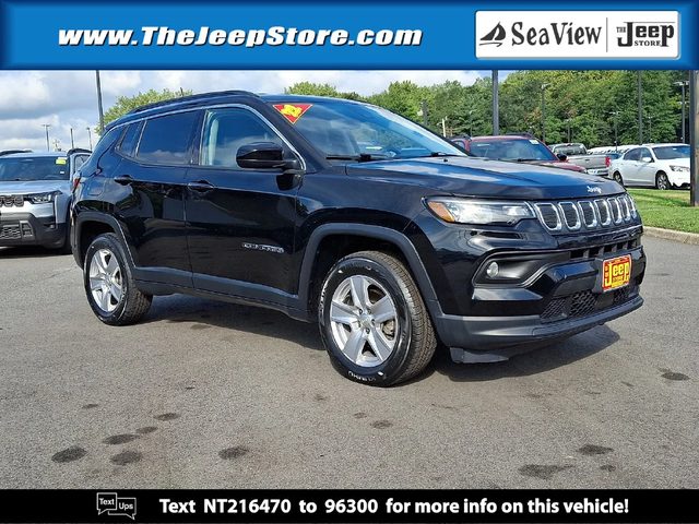 2022 Jeep Compass Latitude 4WD photo
