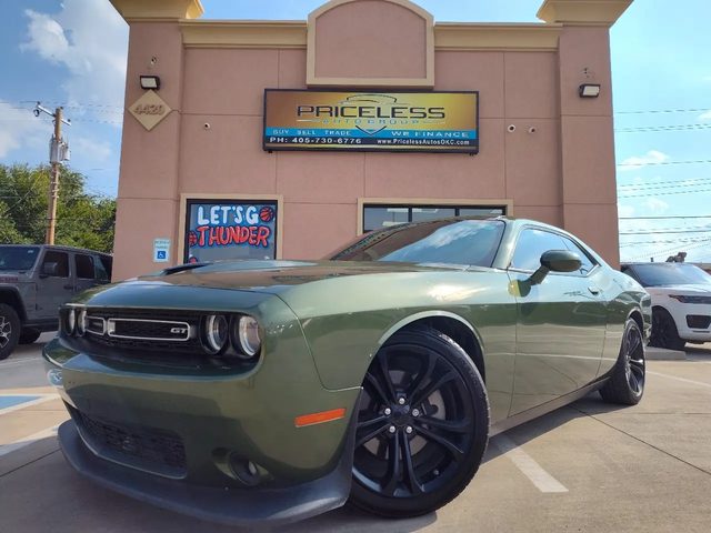 2022 Dodge Challenger GT RWD photo