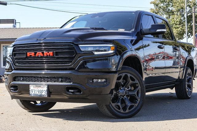 2022 Ram 1500 Limited 4WD photo