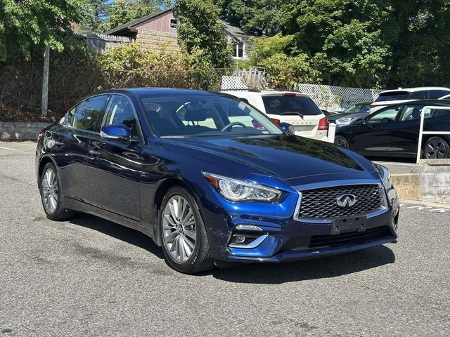 2023 Infiniti Q50 LUXE AWD photo